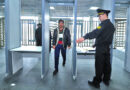 В России мигранта из Центральной Азии лишили российского гражданства и депортировали из-за ссоры с прохожими