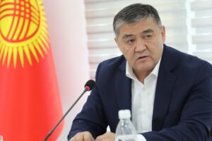 Экс-глава ГКНБ Кыргызстана Камчыбек Ташиев дает показания в МВД