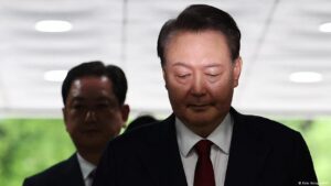 Экс-президент Южной Кореи приговорен к 30 годам за провокацию КНДР