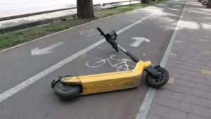 В Казахстане запретили электоросамокаты на тротуарах